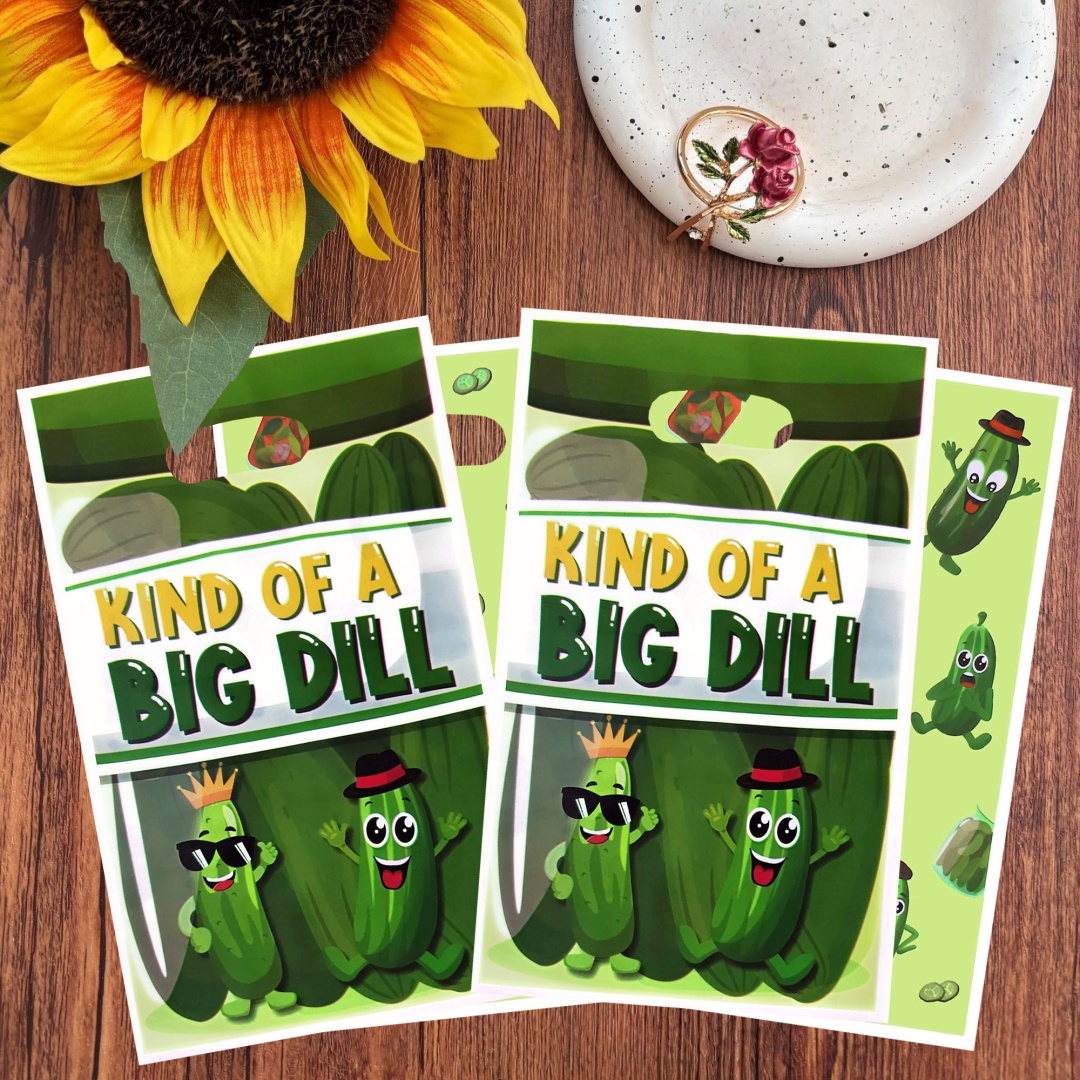 Party Games At Wedding - 20個/40個入り グリーンギフトバッグ、漫画キュウリデザイン、文字「Kind of a Big Dill」入り、漫画ギフトバッグ、ホリデーイベントやパーティー、漫画をテーマにしたパーティー、パーティー用品、小さなパーティーギフトバッグに最適。